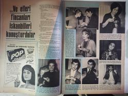 Pazar Haftalık Aktüalite Sinema Tiyatro Müzik ve Magazin Dergisi  - 1 Ocak 1966 - Sevda Ferdağ - Selda Alkor - Fatma Girik - Türkan Şoray - Semra Sar - Ayhan Işık - Tamer Yiğit - Hülya Koçyiğit - Göksel Arsoy - Suzan Avcı - Neriman Köksal - Feridun Kete - Sevim Çağlayan - Yılmaz Gündüz - Ajda Pekkan - Gönül Yazar - Özden Çelik - Vahi Öz - Bilge Tandoğaç - Necdet Tosun - Neriman Köksal - Filiz Akın - Nuran Aksoy - Çolpan İlhan - Orhan Günşiray - Yılmaz Güney - Süleyman Turan - Tamer Yiğit - Yıldız Tezcan - Semih Sergen - Leyla Sayar - Öztürk Serengil - Filiz Akın fotoğraf ve haberi - Ne Oldu Ne Bitti Haberi - 1966 İçin Yıldızlar Fala Baktı Haberi - Pop Sabun Reklamı - Taft Saç Spreyi Reklamı - İpana Diş Macunu Reklamı - Genç Arkadaşlar Fotoromanı - Kırık Kalp Fotoromanı - Tam Takım Dergi
