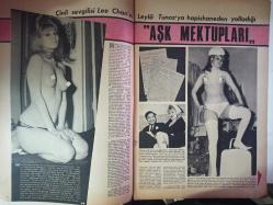 Pazar Haftalık Aktüalite Sinema Tiyatro Müzik ve Magazin Dergisi  - 23 Nisan 1966 - Belgin Doruk - Fatma Girik - Safa Kılıçoğlu - Osman Karaca - Renda Poğda - Lee Chan - Leyla Tunca - Sevda Ferdağ - Filiz Akın - Ajda Pekkan - Nilüfer Aydan - Zeynep Berk - Fikret Hakan - Belgin Doruk - Öztürk Serengil - Rik Van Nutter - Marilu Tolo - Sevinç Pekin - Metin Erksan - Mengü Yeğin - Sema Özcan-  Müşfik Kenter - Gönül Yazar - Salih Güney - Zuhal Tan - Siluetler - Selçuk Alagöz - Mavi Işıklar - Ali Atasagun Dörtlüsü - İzmir'in Kent Yedilisi fotoğraf ve haberi - Aşk Mektupları Haberi - Sinema Haberleri - Hanımlar İçin Haberi - Altın Mikrofon Büyük İlgi Topladı Haberi - Pretty Quick Krem Reklamı - Pop Sentetik Çamaşır Tozu Reklamı - Docteur Renaud Bakım Kremi Reklamı - Hoover Çamaşır Makinesi Reklamı - Tam Takım Dergi