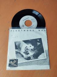 FLEETWOOD MAC * TUSK & NEVER MAKE ME CRY * 45'lik PLAK * 1979 BASKI
