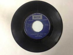 Tom Jones – A Minute Of Your Time / Looking Out My Window  - Yabancı 45'lik Plak