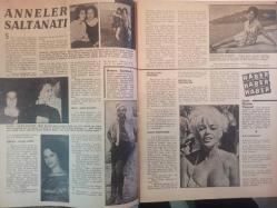 Perde Haftalık Ses Tiyatro ve Sinema Mecmuası Dergisi - 11 Aralık 1964 - Sayı:63 - Zeki Müren - Beş Şeker Kız Filmi - Fatma Girik - Ediz Hun - Leyla Sayar - Feridun Karakaya - Efkan Efekan - Belgin Doruk - Nüzhet Birsel - Ekrem Bora - Semiramis Pekkan - Ajda Pekkan - Lütfi Gökmen - Mutlu Osman - Nihat Boytüzün - Meliha Şoray - Türkan Şoray - Melek Koçyiğit - Jayne Mansfield - Tamer Yiğit - Sevda Ferdağ - Semine Günay - Leyla Sayar - Eser Efser - Zeki Müren - Hülya Koçyiğit - İzzet Günay - Fatma Girik - Erol Tezeren - Belgin Doruk - Müşfik Kenter - Muhterem Nur - Öztürk Serengil - Mylene Demongeot - Fikret Hakan - Tijen Par - Neşe Can - Yıldırım Gürses - Sema Özcan - İsmail Dümbüllü - Feridun Çölgeçen - Charles Richmond - Sevda Ferdağ - Atıf Kaptan - Gina Lollobrigida - Muzaffer Tema - Gülistan Güzey - Behiye Aksoy - Nesrin Sipahi - Ve Allah Gençleri Yarattı Filmi - Tamer Yiğit - Leyla Sayar - Erol Tezeren - Sevil Candan - Nevzat Bilsel fotoğraf ve haberi - Tam Takım Dergi