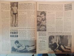 Perde Haftalık Ses Tiyatro ve Sinema Mecmuası Dergisi - 12 Temmuz 1965 - Sayı:28 - Leyla Sayar - Acar Film - Sonsuz Geceler - Garip Bir İzdivaç - Kadın İsterse - Vahşi Gelin - Buzlar Çözülmeden - Çiçekçi Kız - Fikret Hakan - Neşe Can - Bumin Gaffar - Claudia Cardinale - Çetin Ener - Alain Delon - James Bond - Marilyn Monroe - Ulvi Doğan - Nevzat Pesen - Rüçhan Çamay - Turgut Demirağ - Murat Köseoğlu - Feridun Kete - Leyla Sayar - Atıf Yılmaz - İzzet Günay - Orhan Günşiray - Sevda Ferdağ - Ediz Hun - Neriman Köksal - Hülya Koçyiğit - Marcello Mastroianni - Nebahat Çehre - Müzeyyen Çehre - Dr. Alaeddin Yavaşça - Neşe Can - Sevim Şengül - Müzeyyen Senar - Cüneyt Gökçer - Aydın Şahenk - Figen Şahenk - Kim Novak - Robert Hossein - Gönül Yazar - Südorono İlaç Reklamı - Gripin İlaç Reklamı - Şükran Özer Doruk fotoğraf ve haberi - Tam Takım Dergi