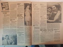 Perde Haftalık Ses Tiyatro ve Sinema Mecmuası Dergisi - 12 Temmuz 1965 - Sayı:28 - Leyla Sayar - Acar Film - Sonsuz Geceler - Garip Bir İzdivaç - Kadın İsterse - Vahşi Gelin - Buzlar Çözülmeden - Çiçekçi Kız - Fikret Hakan - Neşe Can - Bumin Gaffar - Claudia Cardinale - Çetin Ener - Alain Delon - James Bond - Marilyn Monroe - Ulvi Doğan - Nevzat Pesen - Rüçhan Çamay - Turgut Demirağ - Murat Köseoğlu - Feridun Kete - Leyla Sayar - Atıf Yılmaz - İzzet Günay - Orhan Günşiray - Sevda Ferdağ - Ediz Hun - Neriman Köksal - Hülya Koçyiğit - Marcello Mastroianni - Nebahat Çehre - Müzeyyen Çehre - Dr. Alaeddin Yavaşça - Neşe Can - Sevim Şengül - Müzeyyen Senar - Cüneyt Gökçer - Aydın Şahenk - Figen Şahenk - Kim Novak - Robert Hossein - Gönül Yazar - Südorono İlaç Reklamı - Gripin İlaç Reklamı - Şükran Özer Doruk fotoğraf ve haberi - Tam Takım Dergi