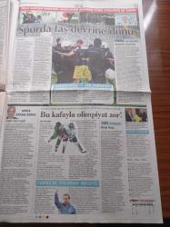 Cumhuriyet Gazetesi - 25 Aralık 2012 - Sporda Taş Devrine Dönüş - Nazım Hikmet -  Yaşar Kemal - Sabahattin Ali - Aziz Nesin - CHP'li Vekillerin Cezaevleri Raporu İnsanlık Dışı Uygulamaları Bir Kez Daha Gözler Önüne Seriyor - YÖK Harekete Geçti 12 Üniversite Recep Tayyip Erdoğan'a Destek Verdi - İstanbul İl Milli Eğitim Müdürlüğü Binasında Yangın Çıktı - Din Dersi Dayatması -  ODTÜ'ye Gözdağı