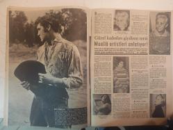 Perde Haftalık Ses Tiyatro ve Sinema Mecmuası Dergisi - 22 Kasım 1965- Sayı:47- Tülin Elgin - Bozuk Düzen Filmi - Belgin Doruk - Ekrem Bora - Müşfik Kenter - Nurhan Nur - Orhan Günşiray - Fikret Hakan - Pervin Par - Nebahat Çehre - Muzaffer Tema - Devlet Devrim - Semiramis Pekkan - Gülsüm Kamu - Yılmaz Güney- Michele Mercier - Mylene Demongeot - Sylvie Vartan - Johnny Hallyday - Nebahat Çehre - Turgut Demirağ - Gülşen Işık - Cüneyt Gökçer - Gürel Ünlüsoy - Aziz Sarıkaya - Necla Ateş - Gönül Yazar - Tülin Elgin - Fikret Hkan - Armağan Şenol - Alberto Cortez - Sadri Alışık - Filiz Akın - Leyla Sayar - Cüneyt Arkın - Elvis Presley - Behiye Aksoy - Perihan Altındağ - Selma Güneri - Nebahat Çehre - Gönül Yazar - Mualla Eken - Müzeyyen Senar - Ahmet Sezgin - Yıldız Tezcan - Nuri Sesigüzel - Nurinnisa Toksöz - Efkan Efekan - Leyla Tunca - Tony Curtis - Ajda Pekkan - Müşfik Kenter fotoğraf ve haberi - Tam Takım Dergi