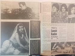 Perde Haftalık Ses Tiyatro ve Sinema Mecmuası Dergisi - 10 Mayıs 1965 - Türkan Şoray - Ediz Hun - Erkan Yolaç - Şoför Nebahat Bizde Kabahat Filmi - Sezer Sezin - Münir Özkul - Selma Güneri - Ali Şen - Necdet Çağlar - Fuat Conkman - Melek Akcan - Engin Koşar - Müzeyyen Tuna - Rebii Erimer - Nuran Aksoylar - Zeki Müren - Ediz Hun - Vittorio Gassman - Paul Newman - Rock Hudson - Elvis Presley - Robert Mitcum - Türkan Şoray - Cüneyt Arkın - Erdem Buri - Orhan Günşiray - Elif Türkan - Haldun Dormen - Ekrem Bora - Melih Üstüngör - Sevda Ferdağ - İzzet Günay - Murat Köseoğlu- Gönül Yazar - Sadettin Erbil - Nebahat Çehre - Cüneyt Arkın - Zerrin Arbaş - Selma Türk - Ediz Hun - Belgin Doruk - Fatma Girik - Hülya Koçyiğit - Leyla Sayar - Safiye Ayla - Cahit Oben - Ahmet Sezgin - Tanju Okan - Ertan Anapa - Rüçhan Demirağ - Zeki Müren - Senih Orkan - ORhan Günşiray - Richard Burton - Prenses Süreyya - Dirk Bogarde - Gripin İlaç Reklamı - Südorono İlaç Reklamı fotoğraf ve haberi - Tam Takım Dergi