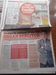 Sözcü Cumartesi Gazetesi - 4  Kasım 2017 - Hazar Ergüçlü Psikoloğum Sayesinde Oyuncu Oldum - Elçin Sangu Sürekli Çılgınlık Yapmak İstiyorum - Perihan Savaş Türk Kadını Siyasete Girmeli - İlker Aksum Emniyete Önem Veririm - Demet Akalın'a Baş Ağrıtan Soru - Berrak Tüzünataç - Cebimdeki Yabancı Filmi Gün Sayıyor - Serra Yılmaz - Ferzan Özpetek - Hande Ataizi Devam Ediyor Program Ceza Yiyor