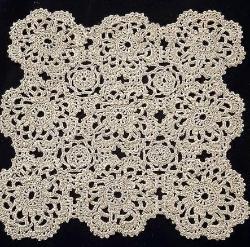 517 MOTİFTEN YAPILMIŞ DANTEL MASA ÖRTÜSÜ TAKIMI