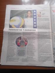 Cumhuriyet Spor Gazetesi - 29 Nisan 2008 -  Türk Voleybolunun En Önemli İsimlerinden Biriydi Değer Eraybar - Indy Car'a Kadın Eli Değdi - Gazanfer Bilge Önce İnsan Sonra Şampiyon- Üç Bilinmeyenli Lig Denklemi - Düdüğü Bırak Bayrağa Bak - Telekom'un 1 Numarası Taismary Aguero - Le Tour'kiye Olur Muyuz