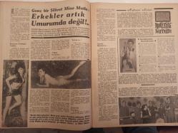 Perde Haftalık Ses Tiyatro ve Sinema Mecmuası Dergisi - 28 Ağustos 1967 - Sayı:35 - Esen Püsküllü - Eyüp Uyanık - Gripin İlaç Reklamı - Pertev Saç Spreyi Reklamı - Melkom Devletyan - Figen Say - Erol Büyükburç - Sophia Loren - Frank Sinatra - Richard Johnson - Fikret Hakan - Pervin Par - Mete Mert - Tülin Elgin - Şirin Devrim - Murat Soydan - Yılmaz Güney - Haldun Dormen - Turgut Demirağ - Mine Mutlu - Gökçen Kaynatan - Yurdaer Doğulu - Yılmaz Güney - Fikret Hakan - Türkan Şoray - Belgin Doruk - Hülya Koçyiğit - Selda Alkor - Sadri Alışık - Cüneyt Arkın - Sevda Alpay - Mualla Mukadder - Yıldırım Çınar - Muzaffer Çağlar - Mete Has - Fezzal Has -Gül Yolaç - Sylva Koscina - Elke Sommer - Richard Johnson - Viviane Ventura - Opon İlaç Reklamı - Pertev Krem Reklamı - Tam Takım Dergi