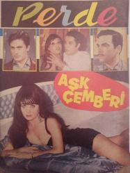 Perde Haftalık Ses Tiyatro ve Sinema Mecmuası Dergisi - 4 Kasım 1968 - Sayı:45 - Fatma Girik - Pertev Traş Sabunu Reklamı - Gripin İlaç Reklamı - Türkan Şoray - Fatma Girik - Gönül Yazar - Kim Novak - Tony Curtis - Johnny Hallyday - Şükran Sevinç - Hasır Et Lokantası Reklamı - Yılmaz Güney - Meral Küçükerol - Cüneyt Arkın - Feridun Karakaya - Suat Aysan - Göksel Arsoy - Erol Büyükburç - Ekrem Bora - Fikret Hakan - Türkan Şoray - Cüneyt Arkın - Zühre Varışlı - Perihan Sözeri - Günseli Başar - Hülya Kalmuk - Liz Taylor - Richard Burton - Esin Gülsoy - Pertev Saç Spreyi Reklamı - Opon İlaç Reklamı - Pertev Krem Reklamı - Tam Takım Dergi