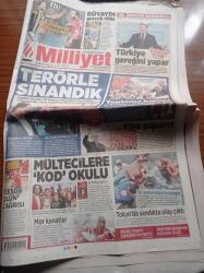 Milliyet Gazetesi - 26 Ekim 2015 - Balotelli'ye Çıplak Fotoğraf Davası - Fenerbahçe Galatasaray Derbisi Kardeş Payı - Başbakan Ahmet Davutoğlu Terörle Sınandık  - Mültecilere Kod Okulu - Recep Tayyip Erdoğan'dan Tel Abyad Tepkisi - MHP Lideri Devlet Bahçeli Türkiye'nin Geleceğinin Bıçak Sırtında Olduğunu Söyledi - Spor Bakanı Çağatay Kılıç