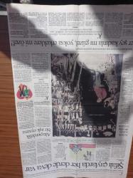 Cumhuriyet 2 Gazetesi - 8 Ekim 1993 - Fransız Azerisi Reza 1994 Mayıs'ında Yayımlanacak Olan National Geographic'in Bugünkü Türkiye Özel Sayısını Hazırlıyor - Sinemanın En Pahalı Olduğu Ülke İsveç - Kedilerden Öğreneceğimiz Çok Şey Var - Erden Kıral'ın Son Filmi Mavi Sürgün - Van Gogh'un Son Günlerini Geçirdiği han Ve Odası Restore Edilecek - Şener Şen - Körük Sesinin 40 Yıllık Tiryakisi Mehmet Usta