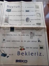 Sabah Pazar Melodi Gazetesi - 17 Eylül 1995 - Sinema Tarihinin En Pahalı Filmi Waterworld - Kevin Costner - Yeşim Salkım Kendimi Şarkıcı Olarak Görmüyorum - Doğru Erkekle Nerede Tanışılır - Genci Yaşlısı Parkta Dans Ediyor - 32. Gün'e Taze Kan - İhsan Berker - Mehmet Ali Birand