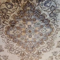 El dokuma Isparta Yün Halı ,krem,bej açık yeşil tonlarda