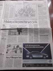 Cumhuriyet Gazetesi - 2 Mayıs 2007 - Abdullah Gül Laikliği Halk Seçmedi -  Anayasa Mahkemesi 367 Zorunlu Dedi Ve İlk Turu İptal Etti - Erken Seçim Kararı - İşçiler 30 Yıl Sonra Taksim'de - İstanbul'a Gözaltı - Çatı'da Anlaşma Yok -  Hugo Chavez IMF'den Çıktı Petrole El Koydu - Kadıköy'de Büyük Buluşma 1 Mayıs Coşkusu