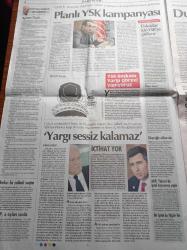 Cumhuriyet Gazetesi - 8 Nisan 2014 - Mustafa Denizli Futbol Suç Unsuru Oldu - Maçta Sahaya Atlayan Kişiyi Öldürüp Çöpe Attılar - Haşim Kılıç Anayasa Mahkemesi'nin Twitter Kararı'nı Savundu Hükümet Topa Tuttu - Reyhanlı İddiası - Ethem Sarısülük Davası - AKP'de Kadın İstifası - Öğrenciler Sansürü Sıfırlıyor