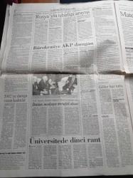 Cumhuriyet Gazetesi - 24 Aralık 2002 - Futbol Federasyonu Avrupa Şampiyonası İçin Yeniden Başvurucak - Nihat Kahveci İspanya'da Yine Manşetlerde - Barbie Hep Zirvede - Ayasofya Müzesi 13.  Sıraya Geriledi - Saddam Muhalifleri Ve Talabani'den Sonra Barzani'de Geliyor - Ahmet Necdet Sezer'den Uyarı Cumhuriyet Düşmanları Hep Vardır - Recep Tayyip Erdoğan Putin İle Görüşecek - Bilim Adamlarını Taşıyan Uçak Kuşkulu Bir Şekilde Düştü - Rektörler AKP'nin Asıl Amacı Üniversiteleri Baskı Altına Almak