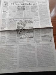 Cumhuriyet Gazetesi - 24 Aralık 2002 - Futbol Federasyonu Avrupa Şampiyonası İçin Yeniden Başvurucak - Nihat Kahveci İspanya'da Yine Manşetlerde - Barbie Hep Zirvede - Ayasofya Müzesi 13.  Sıraya Geriledi - Saddam Muhalifleri Ve Talabani'den Sonra Barzani'de Geliyor - Ahmet Necdet Sezer'den Uyarı Cumhuriyet Düşmanları Hep Vardır - Recep Tayyip Erdoğan Putin İle Görüşecek - Bilim Adamlarını Taşıyan Uçak Kuşkulu Bir Şekilde Düştü - Rektörler AKP'nin Asıl Amacı Üniversiteleri Baskı Altına Almak