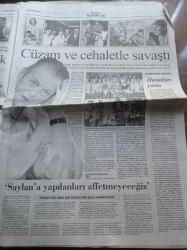 Cumhuriyet Gazetesi - 19 Mayıs 2009 - Çağdaş Değerlerin Sevdalısı Eğitim ve Bilim Öncüsü Profesör Türkan Saylan'ı Yitirdik - Türkan Saylan'dan Özür Dilensin - Kayıp Trilyon'da Abdullah Gül'e Kötü Haber - Sanatçılar Demokratik Kazanımların Yok Edilmesine Karşı Yürüdü - Engin Cezzar - Füsun Akatlı - Genco Erkal - İstanbul'daki UEFA Finalinde Grip Korkusu - Ergenekon Danıştay'a Saldırı Davalar Birleşti