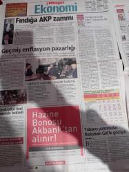 Milliyet Gazetesi - 3 Aralık 2002 - Siirt'teki Seçim İptal - Recep Tayyip Erdoğan Sevindi Jet Fadıl Gitti - Sendikacı Süleyman Yeter'e İşkence Yapmaktan Mahkum Olan Polislerin 1 Yıllık Cezası Bir Daha Yapmazlar Diye Ertelendi - Cem Yılmaz Telsim'den Turkcell'e Transfer Oluyor - Hasan Basri Aydın - Sarı Lacivert Cami Tartışması - Sabah Ve ATV Böyle Satılacak - Tarkan