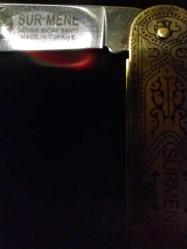 ÇAKI SÜRMENE ÇOK ŞIK VE KALİTELİ.GOLD PİRİNÇ GÖVDE.ÖZEL ÇELİK BIÇAKLAR ( KULLANILMAMIŞ) 160