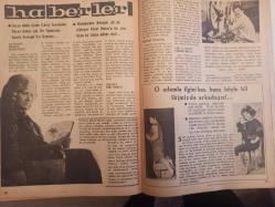 Artist Haftalık Ses Tiyatro ve Sinema Mecmuası Dergisi - 9 Haziran 1964 - Sayı:24 - Filiz Akın - Grafson Plakları reklamı - Nuri Sesigüzel - Belgin Doruk - Bedirhan Çınar - Ahmet Sezgin - Orhan Boran - Vecdi Benderli - Türkan Şoray - Fatma Giril - Hülya Koçyiğit - Özden Çelik - Ajda Pekkan - Tanju Gürsu - Göksel Arsoy - Peri Han - Rüçhan Adlı - Varol Ürkmez - Ahmet  Tarık Tekçe - Öztürk Serengil - Belgin Doruk - Tamer Yiğit - Pervin Par - Ajda Pekkan - Leyla Sayar - Ayhan Işık - Fikret Hakan - Erol Taş - Nebahat Çehre - Neriman Köksal - Erol Taş - Alaeddin Yavaşça - Güler Gürses - Nihal Köknar - Gönül Yazar - Sunay Uslu - Gülbin Eray - Semra Sar - Erol Taş - Gülbin Eray - Sunay Uslu - Leyla Sayar - Dönüşünüzü Bekliyorduk haberi - Orhan Boran fooğraf ve haberi - Tam Takım Dergi
