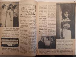 Artist Haftalık Ses Tiyatro ve Sinema Mecmuası Dergisi - 23 Haziran 1964 - Sayı:26 - Semra Sar - Gurbet Kuşları - Halit Refiğ - Ajda Pekkan - Sevda Ferdağ - Bedirhan Çınar - Türkan Şoray - Rüçhan Adlı - Semiramis Pekkan - Tanju Gürsu - Zühal Tan - Özden Çelik - Ajda Pekkan - Orhan Günşiray - Sevim Emre - Peri Han - Ahmet Tarık Tekçe - Göksel Arsoy - Aysel Tanju - Nimet Üstüngör - Elif Türkan - Gönül Yazar - Metin Erksan - Sevda Ferdağ - Erol Taş - Ahmet Mekin - Nuri Ergün - İlham Gençer - Gülbin Eray - Sevda Ferdağ - Filiz Akın - Semih Sezerli - Güner Ünlüsoy - Vahi Öz - Nurinnisa Tokses - Nuri Sesigüzel - Muzaffer Akgün - Zeki Müren - Emin Yeğman - Nezahat Bayram - Şükran Özer - Sezer Sezin - Muazzez Tahsin - Kenan Artun - Turgut Özata - Lütfi Akad - Ruth Elizabeth - Sadri Alışık - Metin Erksan - Orhan Hançerlioğlu fotoğraf ve haberi - Tam Takım Dergi