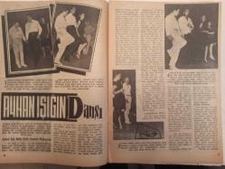 Artist Haftalık Ses Tiyatro ve Sinema Mecmuası Dergisi - 6 Ekim 1964 - Sayı:41 - Hülya Koçyiğit - Fatma Girik - Hayat Kavgası filmi - Tamer Yiğit - Semra Sar - Pervin Par - Semih Sergen - Erol Taş - Muhtrem Nur - Nilüfer Koçyiğit - Tamer Yiğit - Gülsüm Kamu - Tuncay Erenay - Zafer Önen - Ali Yolaç - Melih Laçinkaya - Cenk Güner - Zeki Alasya - Orhan Alkan - Deniz Önal - Alev Yamaç - Fuat Conkman - Yılların Ardından filmi - Filinta Kadri filmi - Döner Ayna filmi - Plajda Buluşalım filmi - Koçero filmi - Dört Paşalılar filmi - Ayhan Işık - Sinemanın Sevgilisi haberi - Tanju Gürsu - Pervin Par - Ahmet Tarık Tekçe - Öztürk Serengil - İzzet Günay - Sadri Alışık - Vahi Öz - Kadir Savun - Tülin Elgin - Memduh Yükman - Leyla Sayar - Semiramis  Pekkan - Lale Oraloğlu - Türkan Şoray - Orhan Günşiray - Altan Erbulak - İhsan Noyan - Fikret Hakan - Tijen Par - Muhterem Nur fotoğraf ve haberi - Tam Takım Dergi