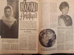 Artist Haftalık Ses Tiyatro ve Sinema Mecmuası Dergisi - 3 Kasım 1964 -Sayı:45 - Sadri Alışık - Sevda Ferdağ - Neriman Köksal - Hayat Kavgası filmi - Tamer Yiğit - Semra Sar - Pervin Par - Semih Sergen - Erol Taş - Muhterem Nur - Bedirhan Çınar - Metin Erksan - Zafer Sülek - Cenk Er - Sevim Emre - Mehmet Ali Akpınar - Erol Keskin - Tuncer Kurtiz - Füsun Şahin - Nurhan Nur - Gülbin Eray - Orhan Çağmen - Bilge Şen - Leyla Sayar - Orhan Günşiray - Yılmaz Güney - Fikret Hakan - Süleyman Turan - Erol Taş - Muhterem Nur - Yılmaz Duru - Melek Koçyiğit - Ayhan Işık - Nilüfer Koçyiğit - Çetin Ener - Perivn Par - Sevda Ferdağ - Erdoğan Özince - Özden Çelik - Nebahat Çehre - Zeki Müren - Filiz Akın - Müzeyyen Senar - Salih Akgül - Süha Ediboğlu - Neriman Köksal - Gönül Yazar - Öztürk Serengil - Erol Tezeren - Sahildeki Ceset filmi - Günah Kızları filmi - İstanbul Kızları filmi - Akçalı Kel Mehmet filmi - Bitirim Fatma filmi - Turist Ömer filmi fotoğraf ve haberi - Tam Takım Dergi