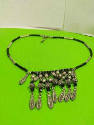 K60---SİYAH BONCUK ASYA TARZI EL YAPIMI KOLYE