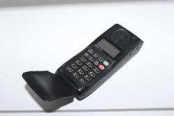 Antika - Motorola International 7200 model eski cep telefonu (tuğla) lütfen açıklamayı okuyunuz - kitantik - kitaLog