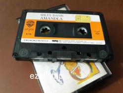 amandla - miles davis kaset (kasetçalarda denenmiştir/dinlenmiştir)