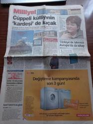 Milliyet Gazetesi - 13 Haziran 2000 - Suriye Devlet Başkanı Hafız Esad Bugün Toprağa  Verilecek - Suriye'de Üç Gündür Allah Hafız Beşşar Sloganı Atılıyor - Ahmet Necdet Sezer Hafız Esad'ın Cenaze Törenine Katılacak - Suriye İle Savaşın Eşiğinden Barışa - Bergama Direnişçilerini Ağlatan Karar - Muammer Aksoy Ve Ahmet Taner Kışlalı Cinayetinin Kilit İsmi Ferhat Özmen Muammer Aksoy'u Susturuculu Silahla Vurdum