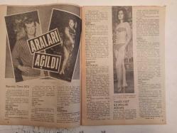 Artist Haftalık Ses Tiyatro ve Sinema Mecmuası Dergisi - 1 Mart 1966 - Sayı:30 - Yıldız Tezcan - On Korkusuz Kadın filmi - Fazıl Durukan - Pervin Par - Fikret Hakan - Yılmaz Güney - Semih Evin  Yunus Uca - Tamer Yiğit - Hülya Koçyiğit - Selma Güneri - Yusuf Sezgin - Türkan Şoray - John Steinbeck - Belgin Doruk - Ajda Pekkan - Gönül Yazar - Nuran Aksoy - Orhan Günşiray - Nebahat Çehre - Yılmaz Güney - Zeki Müren - Gülsüm Kamu - Aysel Tanju - Selda Alkor - Tanju Gürsu - Türkan Şoray - Figen Say - Rizen Say - Yıldı Tezcan - Esen Püsküllü - Ediz Hun - Özel Türkbaş - Muzaffer Nebioğu - Kartal Tibet - Peri Han - Tülin Elgin - Zuhal Tan - Rüçhan Adlı - Muhterem Nur - Sevda Ferdağ - Nebahat Çehre - Selma Güneri - Muhterem Nur - Sevim Tanürek - Nurettin Çamlıdağ fotoğraf ve haberi - Tam Takım Dergi