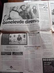 Milliyet Gazetesi - 30 Temmuz 2000- Melih Gökçek Kapatacağım Diyor Genelevler Direniyor - F Tipine Aydın Tavır- Süleyman Demirel - Askerî Uyduda Sürpriz - Şükrü Erbaş - Hizbullahçı Katile Devlet Maaş Ödüyor - Generalden Laiklik Andı - Mehmet Eymür'ün İnternette Yayınladığı Şiirin Can Dündar'ın  Makalesi Olduğu Ortaya Çıktı - Huzur Evinde Tedavi Gören Hasta İki Kardeş Orhan Gencebay'dan Söz Verdiği Tekerlekli Sandalyeleri Bekliyor