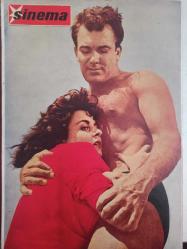 Sinema Haftalık Ses Tiyatro ve Sinema Mecmuası Dergisi - 20 Eylül 1961 - Sayı:45 - Göksel Arsoy - Orhan Günşiray - Fatma Girik - Türkan Şoray - Yücel Hekimoğlu - Efgan Efekan - Sunay Uslu - Nuray Uslu - Önder Yalçın - Muhterem Nur - Işın Kaan - Erol Taş - Agah Özgüç - Kadir Savun - Metin Erksan - Nurhan Nur - Mualla Kavur - İlhan Engin - Vedat Türkali - Orhan Günşiray - Atıf Yılmaz - Türkan Şoray - Aysel Tanju -Suzan Avcı - Sami Hazinses - Güldib Eray - Osman Alyanak - Müşfik Kenter - Peri Han - Hayri Caner - Zeki Müren - Hayri Caner - İsmet Atalay - Orhan Öztürk - Turan Seyfioğlu - Muhterem Nur - Celal Ersöz - Gary Cooper - Suna Pekuysal - Atilla Sun - Belgin Doruk - Şahin Tek - Göksel Arsoy - Muhterem Nur - Göksel Arsoy - Suna Pekuysal - Atilla Sun - Orhan Öztürk - Silvia Penses - Gönül Yazar - Nusret İkbal - Glider Traş Sabunu Reklamı fotoğraf ve haberi - Tam Takım Dergi