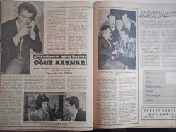 Sinema Haftalık Ses Tiyatro ve Sinema Mecmuası Dergisi - 1 Kasım 1961 - Sayı:51 - Leyla Sayar - Kızıl Vazo filmi - Feride Celal - Atıf Yılmaz - Göksel Arsoy - Belgin Doruk - Ertem Göreç - Ayhan Işık - Türkan Şoray - Abdurrahman Palay - Muhterem Nur - Şaziye Moral - Ahmet Tarık Tekçe - Gönül Beyhan - Suna Pekuysal - Orhan Günşiray - Peri Han - Atıf Yılmaz - Adalet Cimcoz - Orhan Günşiray - İlham Gencer - Atıf Yılmaz - Celal Ersöz - Leyla Sayar - Ahmet Mekin - Ayhan Işık - Peri Han - Kül Kedisi filmi - Muhterem Nur - Turgut Özatay - Sadri Alışık - Efgan Efekan - Hüseyin Baradan - Sabina - Güler Samuray - Agah Özgüç - Öztürk Serengil - Yedigünlük Aşk filmi - Muhterem Nur - Ahmet Mekin - Yücel Hekimoğlu - Işın Kaan - Fazıl Durukan - Yücel Hekimoğlu - Semih Evin - Kenan Büke - Serpil Gül - Ahmet Tarık Tekçe - Vahi Öz - Zeki Alpan - Hüseyin Baradan - Suphi Kaner - Semih Sezerli - Muhterem Nur - Sami Hazinses - Orhan Öztürk - Belgin Doruk fotoğraf ve haberi - Tam Takım Dergi