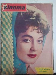 Sinema Haftalık Ses Tiyatro ve Sinema Mecmuası Dergisi - 8 Kasım 1961 - Sayı:52 - Birsen Menekşeli - Gönül Yazar - Göksel Arsoy - Türkan Şoray - İki Aşk Arasında filmi - Nilüfer Aydan - Peri Han - Aşktan da Üstün filmi - Ayhan Işık - Ahmet Mekin - Peri Han - Serpil Gül - Aydın Arakon - Pervin Par - Avni Dilligil - Feride Celal - Göksel Arsoy - Belgin Doruk - Muzaffer Tema - Ayten Çankaya - Leyla Sayar - Fahrettin Kerim - Sezer Sezin - Kenan Artun - Özden Çelik - Suphi Kaner - Kadir Savun - Erol Taş - Türkan Şoray - Orhan Öztürk - Suzan Yakar - Adnan Şenses - Handan Adalı - Evrim Fer - Ülkü Erakalın - Hancı filmi - Turgut Özatay - Gülistan Güzey - Yılmaz Duru - Aysel Tanju - Eşref Kolçak - Mehmet Özekit - Gani Turanlı - Orhan Günşiray - Salih Tozan - Necdet Tosun - Sami Hazinses - Handan Adalı - Suna Selen - Zeynep Değirmencioğlu - Cahide Sonku - Leyla Sayar fotoğraf ve haberi - Tam Takım Dergi