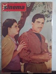 Sinema Haftalık Ses Tiyatro ve Sinema Mecmuası Dergisi - 15 Kasım 1961 - Sayı:53 - Muhterem Nur - Belgin Doruk - Ayhan Işık - Gönül YAzar - İki Aşk Arasında filmi - Nilüfer Aydan - Göksel Arsoy - Peri Han - Aşktan da Üstün filmi - Ayhan Işık - Ahmet Mekin - Peri Han - Serpil Gül - Agah Özgüç - Tunca Aksoy - Hüseyin Baradan - Tunca Aksoy - Ekrem Bora - Ayhan Aydan - Sevim Tanürek - Vecdi Benderli - Avni Dilligil - Göksel Arsoy - Ayhan Aydan - Cüneyt Gökçer - Ayten Kaçmaz - Serap Sergen - Senih Sergen - Savaş Başar - Cüneyt Gökçer - Türkan Şoray - Rüçhan Adlı - Çetin Ener - Ayhan Işık - Öztürk Serengil - Aysel Tanju - Sadri Karan - Samim Meriç - Gazanfer Özcan - Neşe Yulaç - Gönül Ülkü - İzzet Günay - Dow Sabato - Zeki Müren - Ahmet Mekin - Sevim Emre - Reha Yurakul fotoğraf ve haberi - Tam Takım Dergi