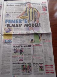 Sözcü Gazetesi - 16 Eylül 2017 - Fenerbahçe'de Mesut Özil İddiası - Ümit Özdağ AKP FETÖ İle Yıllarca İş Birliği Yapıp Beni Susturmaya Çalıştı - 113 Gündür Tutuklu Olan Arkadaşımız Gökmen Ulu İddianamemi Yazın Suçum Ne Öğreneyim - Kadir Topbaş'ın Çılgın Projesi Verimsiz Diye İptal Edildi - Kemal Kılıçdaroğlu Avukatının Gözaltına Alınmasına Sert Tepki Gösterdi - Kerem Kılıçdaroğlu Birliğine Teslim Oldu - Nuriye Gülmen Semih Özakça Eyleminde Gazetecilere Biber Gazı - Barzani Referandumu Ertele Teklifini Reddetti