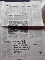 Cumhuriyet Gazetesi - 29  Eylül 1996 - Galatasaray Avrupa 2.si - Nermin Erbakan Orduevine Türbanlı Girerim - Meral Akşener'den Refah Partisi İtirafı -  Eğitim Şeriat Tehdidi - Türkan Saylan - Afganistan'da Kızların Okula Gitmesi Kadının Sokağa Çıkması Yasak -  Tansu Çiller'den Boris Yeltsin'e Geçmiş Olsun - 2 Mahkum Cezaevinde Kendini Yaktı - CHP Türbanla Yargıçlık Olmaz