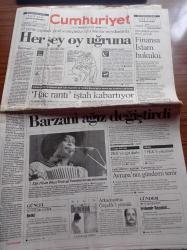 Cumhuriyet Gazetesi - 2 Kasım 1996 - Jet Pa İlanı İçin RTÜK'e Başvuru - 12 Yerde Yapılacak Yerel Ara Seçimler İçin Liderler Meydanda - Barzani Ağız Değiştirdi - Kimyasal Silaha Son - Hac Rantı İştah Kabartıyor - Refahyol Kadrolaşması Sürüyor - 7. Efes Pilsen Blues Festivali - Finansa İslam Hukuku - Tansu Çiller Necmettin Erbakan'a Mecbur