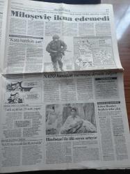 Cumhuriyet Gazetesi - 31 Mart 1999 - Yeşilçam'ın Tuvaletçi Kadını Suzan Akay Yaşamını Yitirdi - Sırp Güçlerinin Uyguladığı Baskı Yüzünden Binlerce Kosovalı Yollara Düştü - NATO'dan Miloseviç'e Ret -  21 Yıl Sonra Kayseri'de Bülent Ecevit İktidarını İlan Etti - Rusya Ankara Büyükelçisi Lebedev ABD Yanlış Yapıyor - Mesut Yılmaz - Deniz - Fenerbahçe'de Rüştü Reçber Sıkıntısı