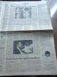 Cumhuriyet Gazetesi - 29 Mayıs 1992 - Fenerbahçe Dedikodu Sever  - Türkiye İle Nahcıvan'ı Bağlayan Hasret Köprüsü Ümit Köprüsü Oldu - Süleyman Demirel - Haydar Aliyev - 250 Ve 500 Binlik Yolda - 1 Lira=20 Gazete - Lotarya Furyası