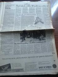 Cumhuriyet Gazetesi - 1 Haziran 1992 - Memur Maaşı Eridi - Yolsuzlukla Alakalı Trilyonluk Dosyalar Var - Başbakan Süleyman Demirel'e Arnavutluk'ta Hoşgeldin Baba Pankartı - Çocuk Esirgeme Kurumu'nun 3 Yıllık Hesapları İnceleniyor - Avşa Adası Açıklarında Yanan Feribotun Yolcularına Tazminat