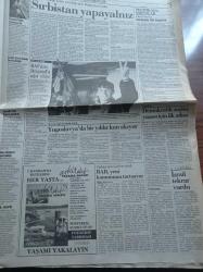 Cumhuriyet Gazetesi - 1 Haziran 1992 - Memur Maaşı Eridi - Yolsuzlukla Alakalı Trilyonluk Dosyalar Var - Başbakan Süleyman Demirel'e Arnavutluk'ta Hoşgeldin Baba Pankartı - Çocuk Esirgeme Kurumu'nun 3 Yıllık Hesapları İnceleniyor - Avşa Adası Açıklarında Yanan Feribotun Yolcularına Tazminat
