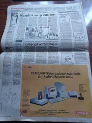 Cumhuriyet Gazetesi - 27 Mayıs 2000 - Afetzede Viagra'ya Sarıldı - Ve TOFAŞ Yine Şampiyon - Erol Evcil'in İfadesi Mesut Yılmaz'la Konutunda Görüştük Alaattin Çakıcı'ya Haber Gönderdi - 27 Mayıs Yeniden Bayram Olsun -  Filistin Ve İsrail Barışına Katkı İçin Spor Dünyası Ünlüleri Sahaya İndi - Oktay Akbal'a Orhan Kemal Ödülü - Roberto Baggio - Michael Schumacher - Sean Connery - Pele