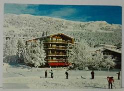 ŞEHİR KARTPOSTALI-İSVİÇRE/CRANS MONTANA'TAN LE MIEDZOR OTELİ,ARKASINA YAZILMAMIŞ, RENKLİ, 12 X 16 CM EBADINDA - 1950'LER, 1960'LAR, 1970'LER, 1980'LER