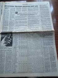 Cumhuriyet Gazetesi - 21 Ağustos 1998 - Seks Skandalıyla Sıkışan ABD Başkanı Bill Clinton Afganistan İle Sudan'ı Bombalattı - Mit'teki Köstebekler Dağıldı - Mafyada Rekabet - Fazilet Partisi Genel Başkanı Recai Kutan Türban Eylemi Sürecek: Refah Partisi Hesabında 1 Trilyon Açık - İzmir'de Nadir Nadi Buluşması - Ekmek Poşete Girmedi